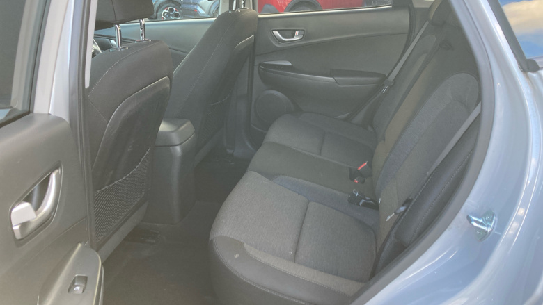 Hyundai KONA 100kW Premium 39kWh 5dr Auto Electric Hatchback